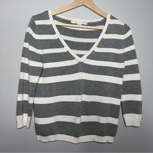 Boston Proper V-Neck Gray and White Striped 3/4 Sleeve Sweater Size XS EUC